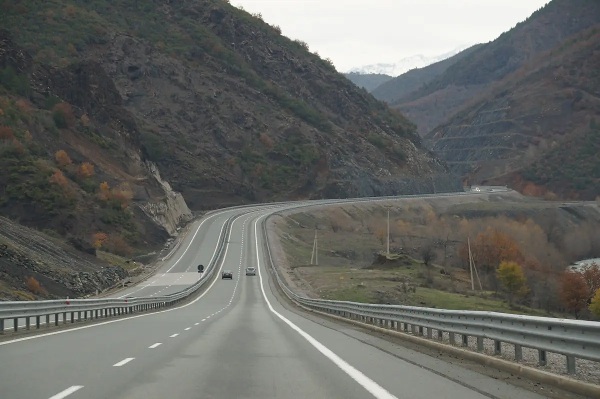The Nation's Road through the mountains